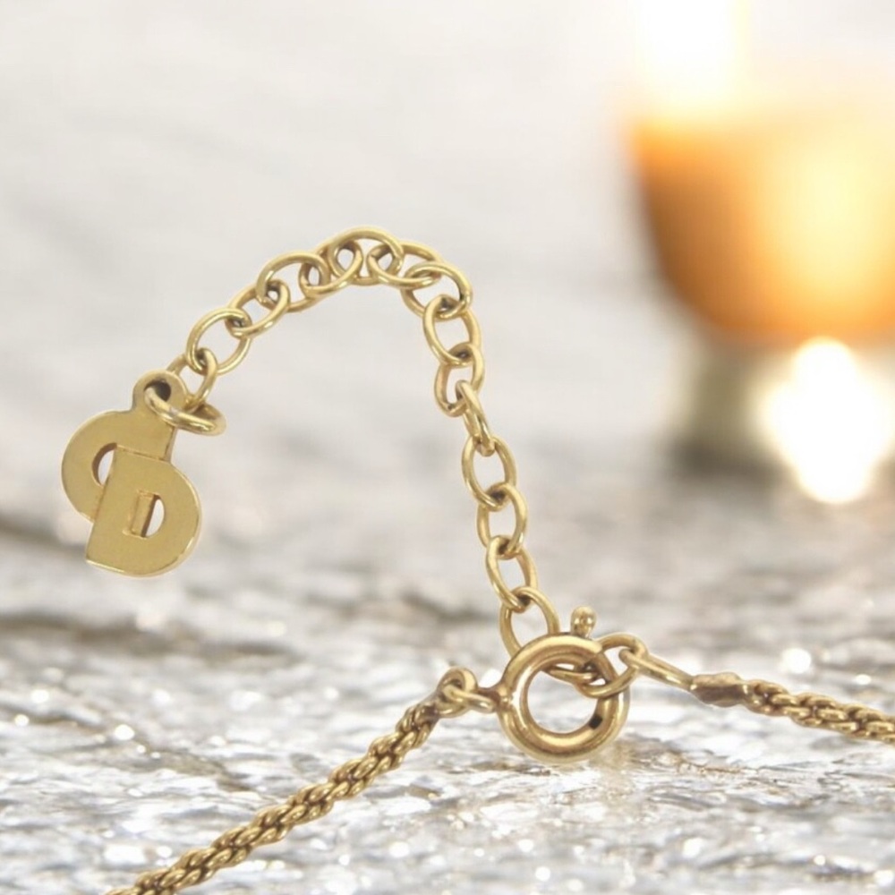DIOR Signature Logo Necklace- Germany π - Picture 9 of 11
